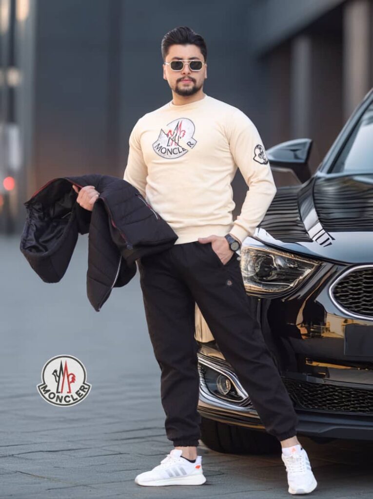 بيجما برشوت جاكار مقلم خريفي ماركة MONCLER - صورة 1
