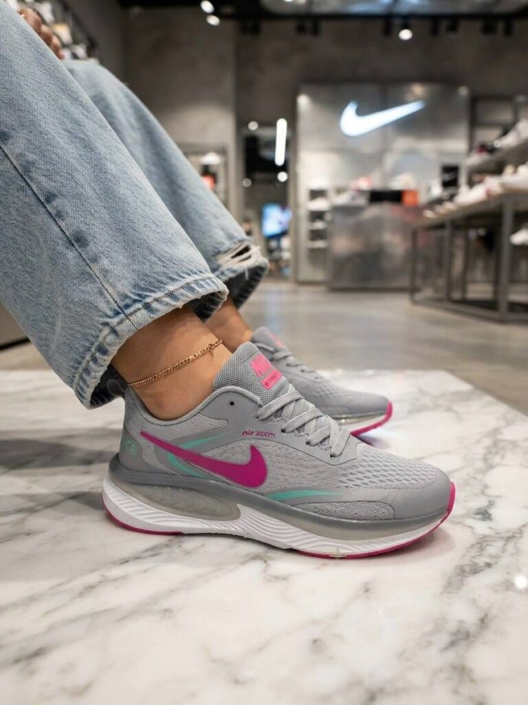 تريكو فيتنامي نسواني NIKE - صورة 4